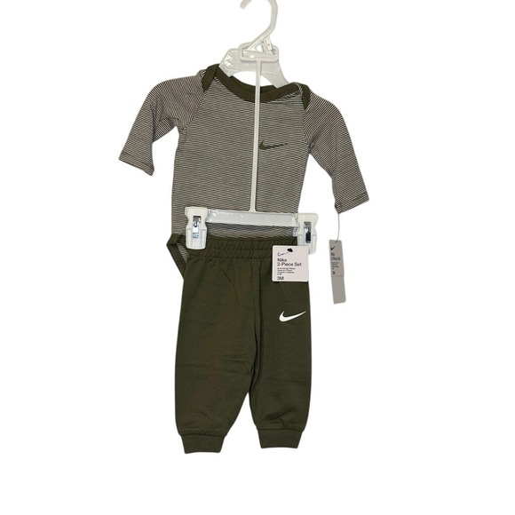 Nike 2 Piece Baby Set Olive Green Striped Bodysuit Pants 3M Infant Outfit NWT - Picture 1 of 7